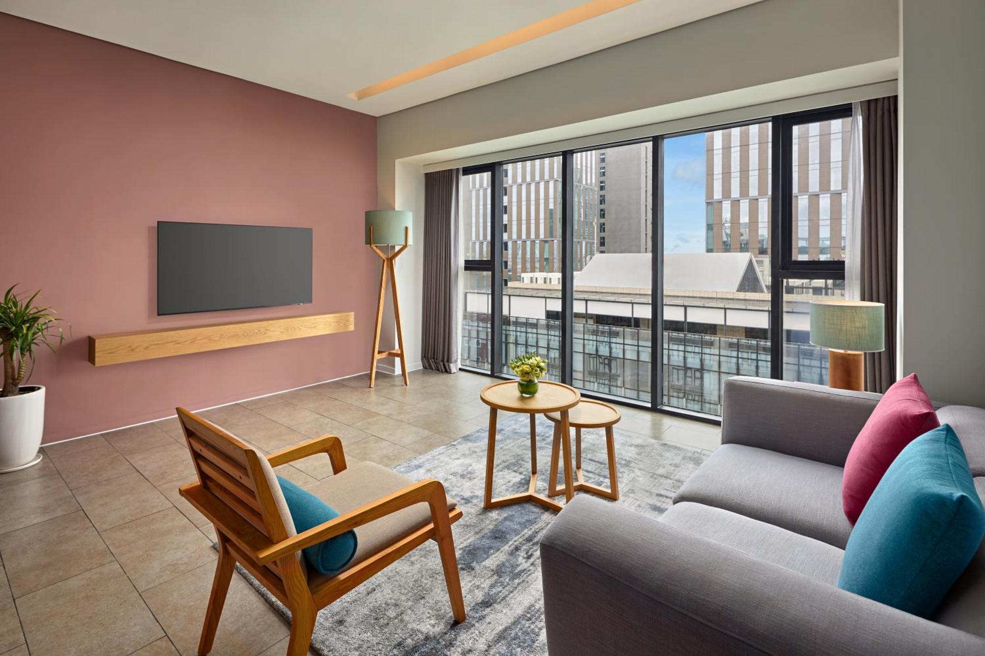 Novotel Living Saigon South Хошимин Екстериор снимка
